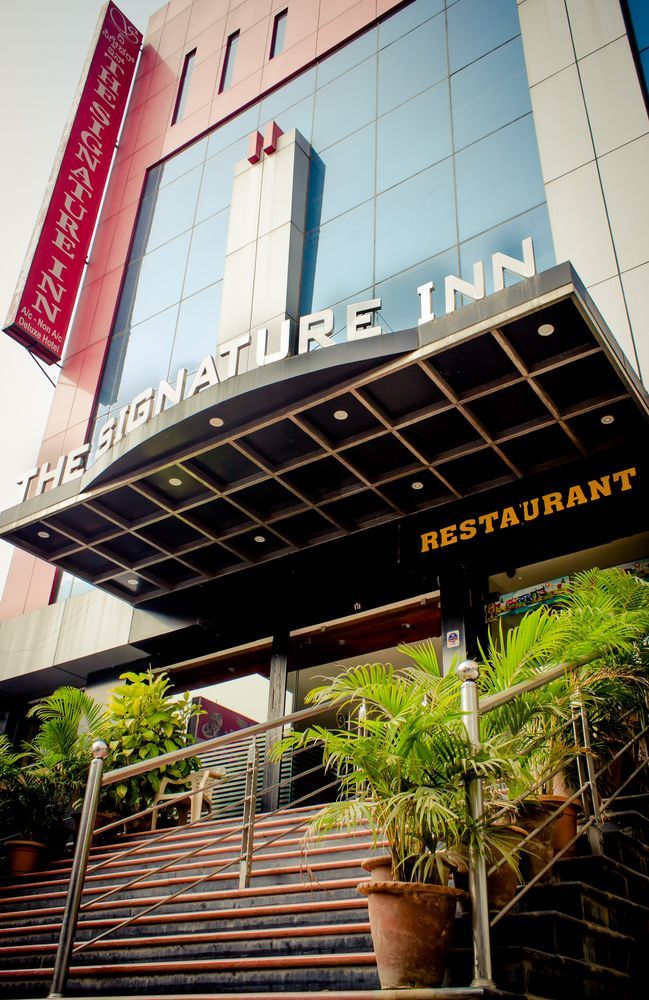 The Signature Inn Bangalore Exterior photo